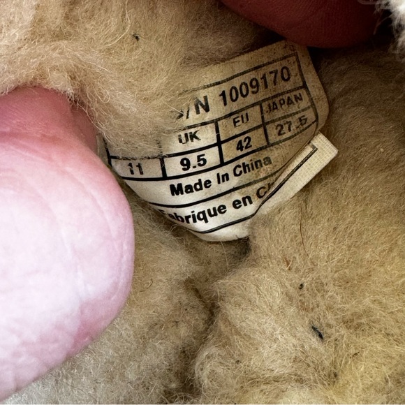 Size 11 UGG Women's Moccasins in Teal with Plush Lining - Picture 6 of 7